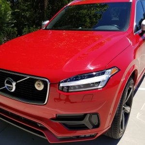 2017 T6 XC90 R-Design (2)